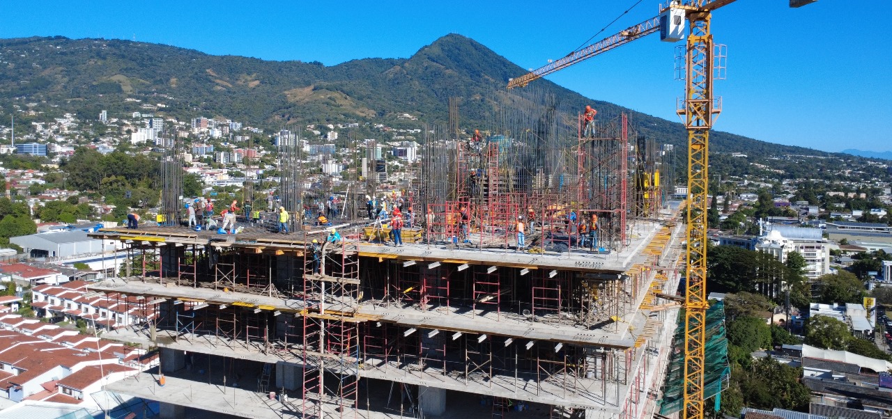 Edificios de 35 pisos o más: lo que debe saber del incentivo fiscal para proyectos en altura en El Salvador